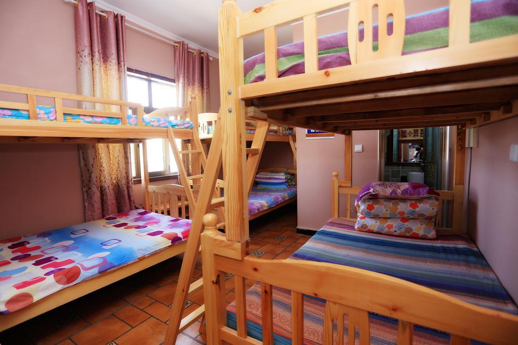 Dunhuang 8090 Guest House Extérieur photo