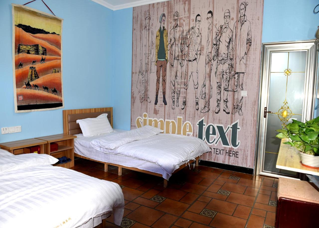 Dunhuang 8090 Guest House Extérieur photo